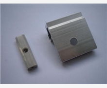 豐業(yè)金屬制品廠(chǎng) 專(zhuān)業(yè)批發(fā)各類(lèi)掛件與金屬制品